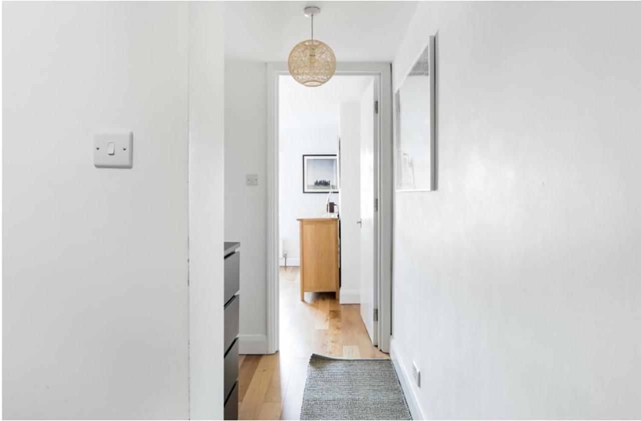 Fabulous East Finchley Apartment London Bagian luar foto