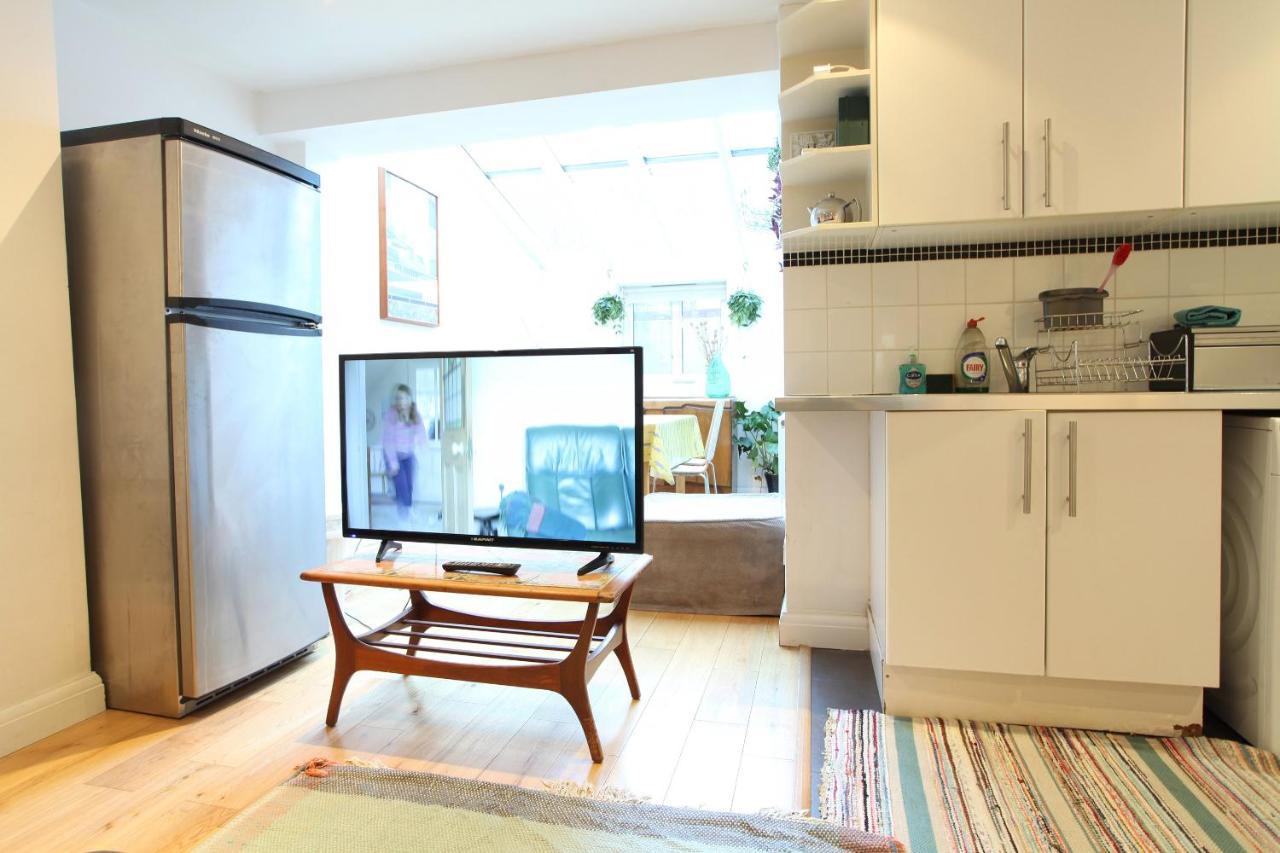 Fabulous East Finchley Apartment London Bagian luar foto
